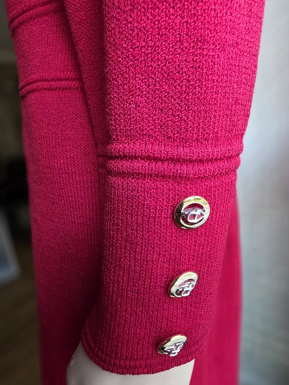 St John Collection Marie Gray Red Long Knit Jacket Coat Gold Buttons Sz 6 - Picture 6 of 10